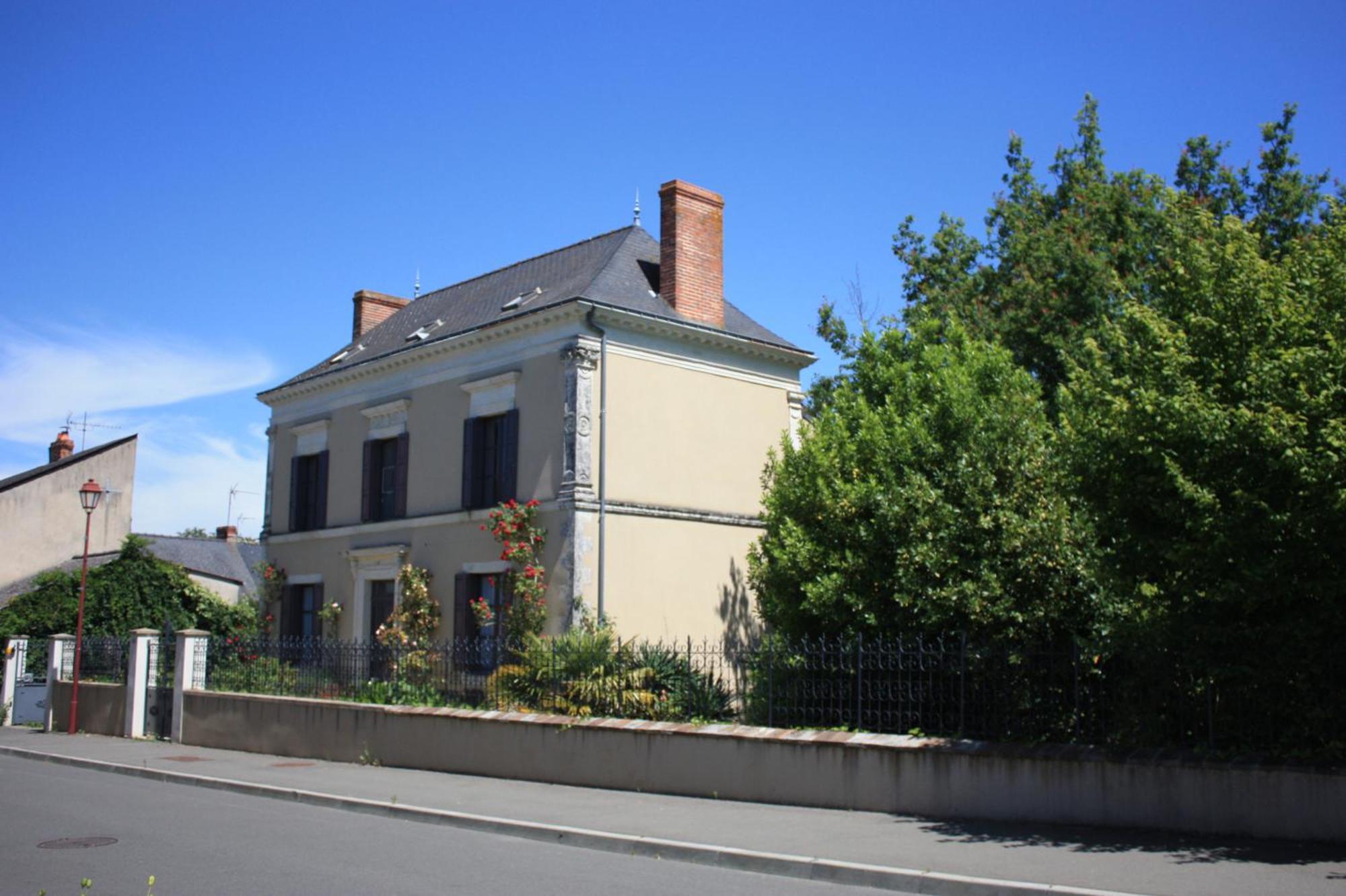 Villa Le Printemps, Maison 15 Pers Avec Piscine Cheviré-le-Rouge エクステリア 写真