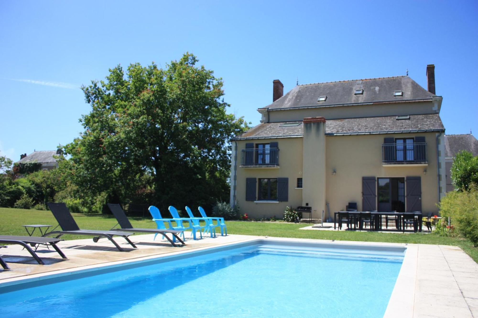 Villa Le Printemps, Maison 15 Pers Avec Piscine Cheviré-le-Rouge エクステリア 写真